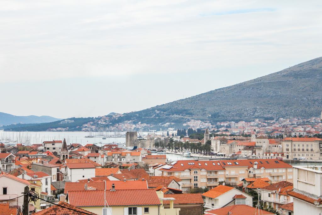 Apartment Cvita Trogir Zimmer foto