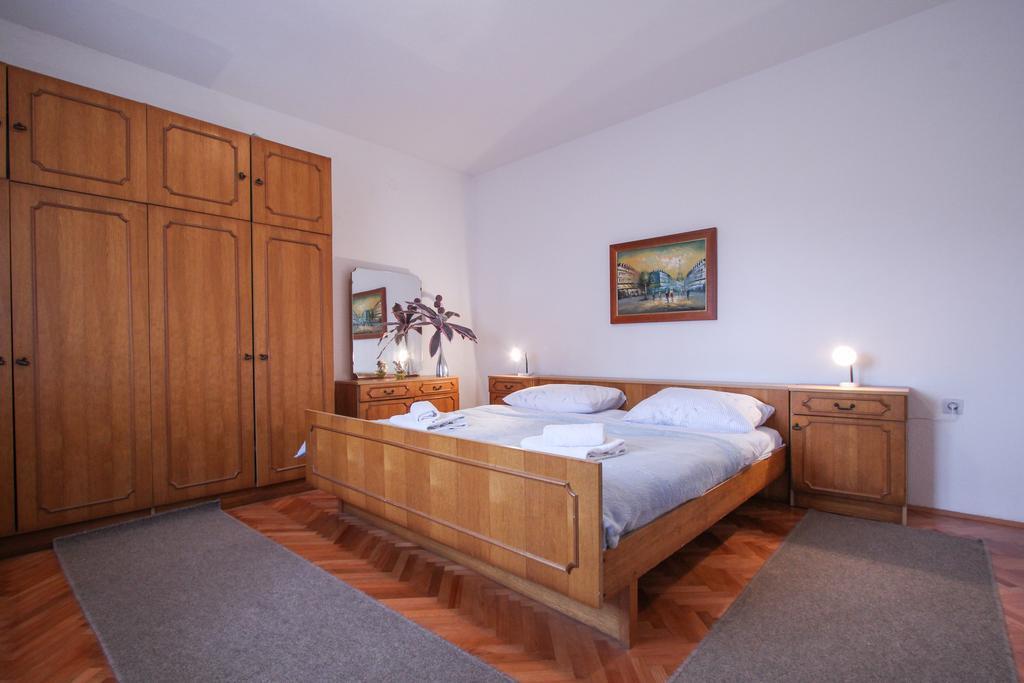 Apartment Cvita Trogir Zimmer foto